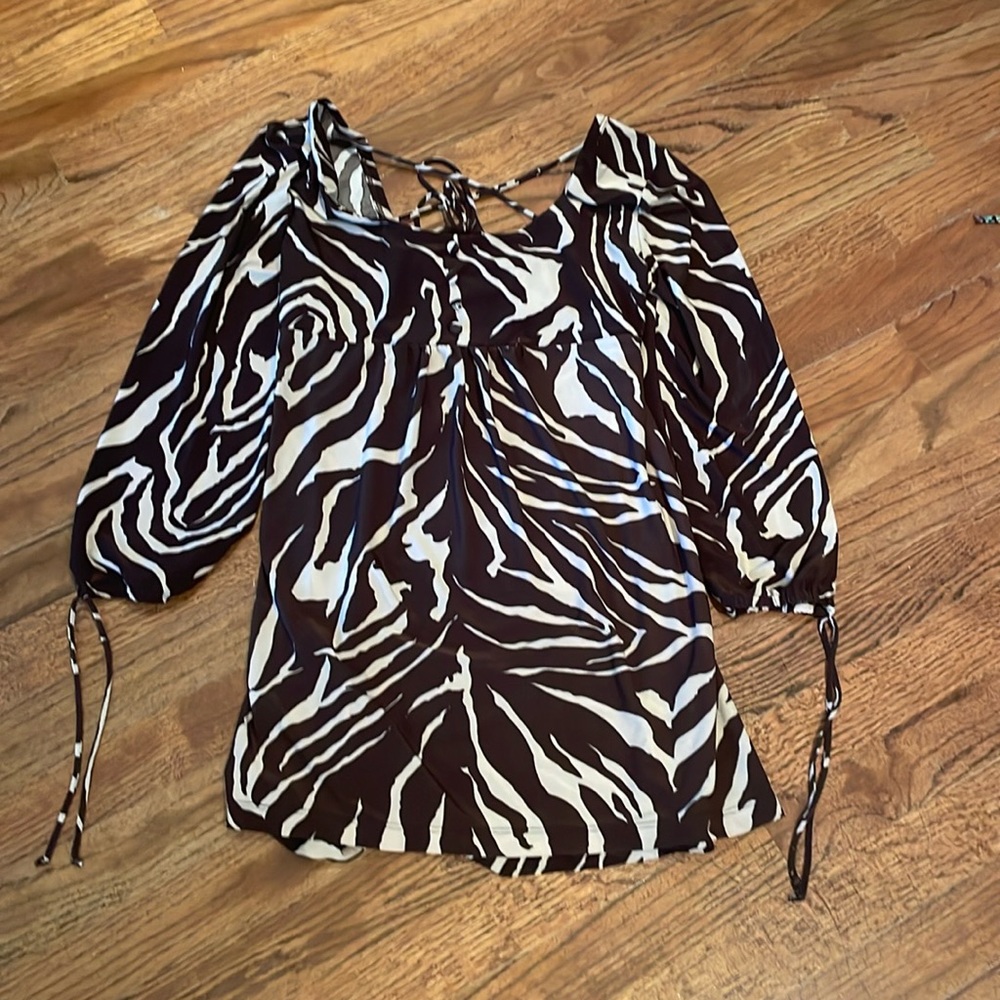 Animal print top